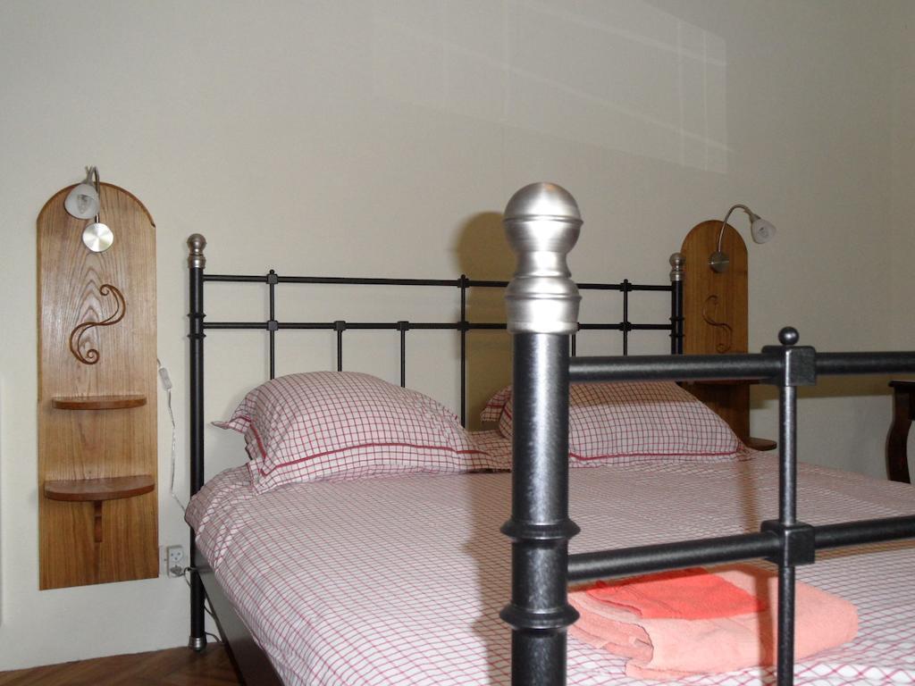Chambres D'Hotes Domaine Du Bourg Gannay-sur-Loire Kamer foto