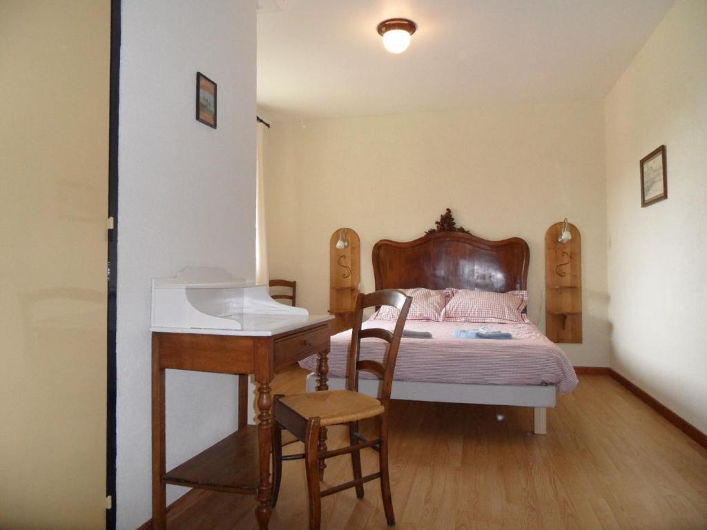 Chambres D'Hotes Domaine Du Bourg Gannay-sur-Loire Kamer foto