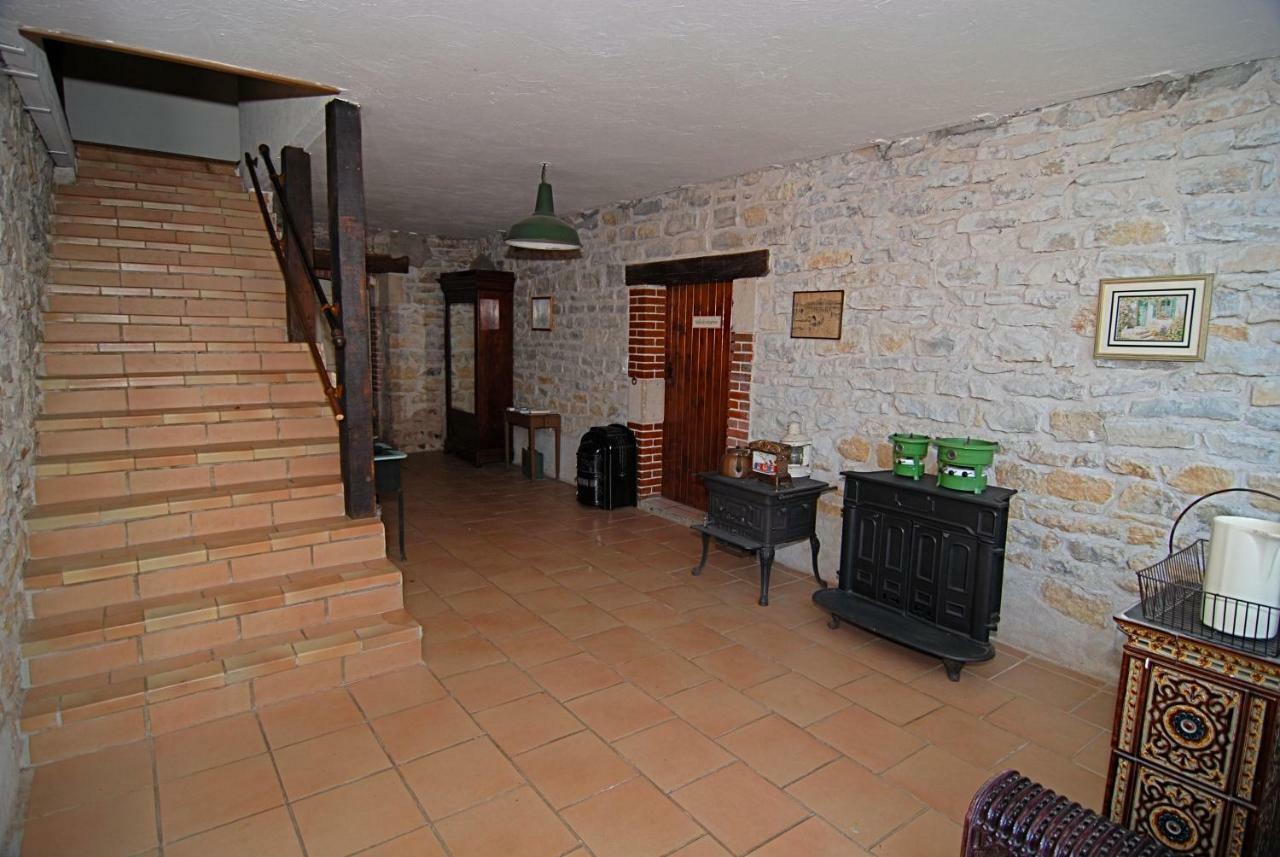 Chambres D'Hotes Domaine Du Bourg Gannay-sur-Loire Buitenkant foto